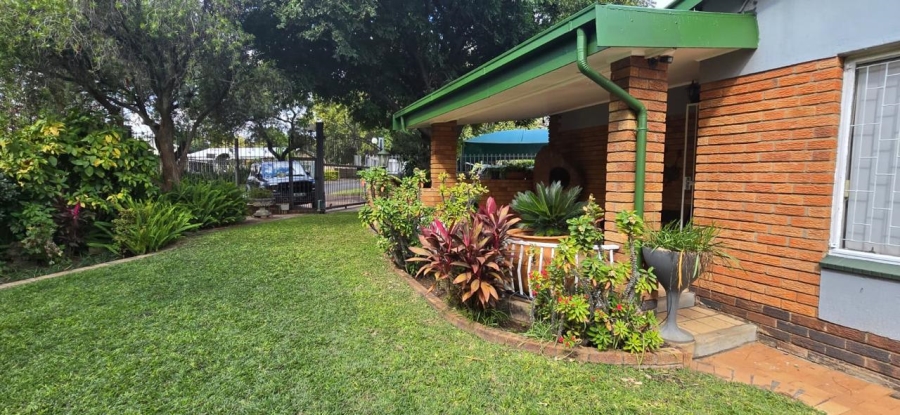 4 Bedroom Property for Sale in Protea Park North West